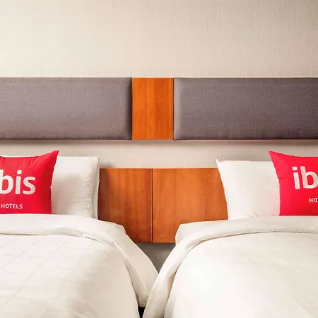 Ibis Ambassador Myeongdong Hotel Seoul Exterior photo
