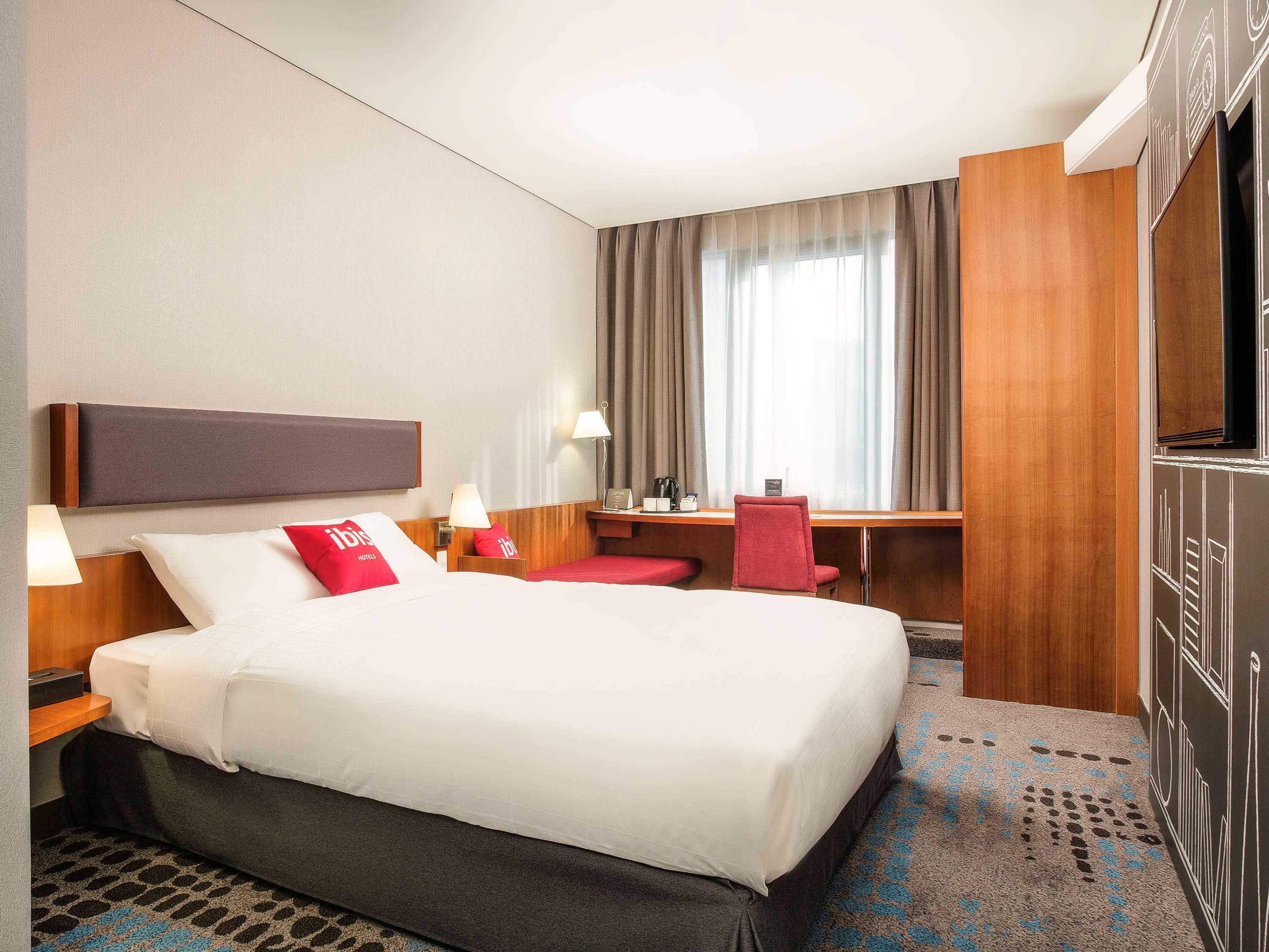 Ibis Ambassador Myeongdong 3* Seoul