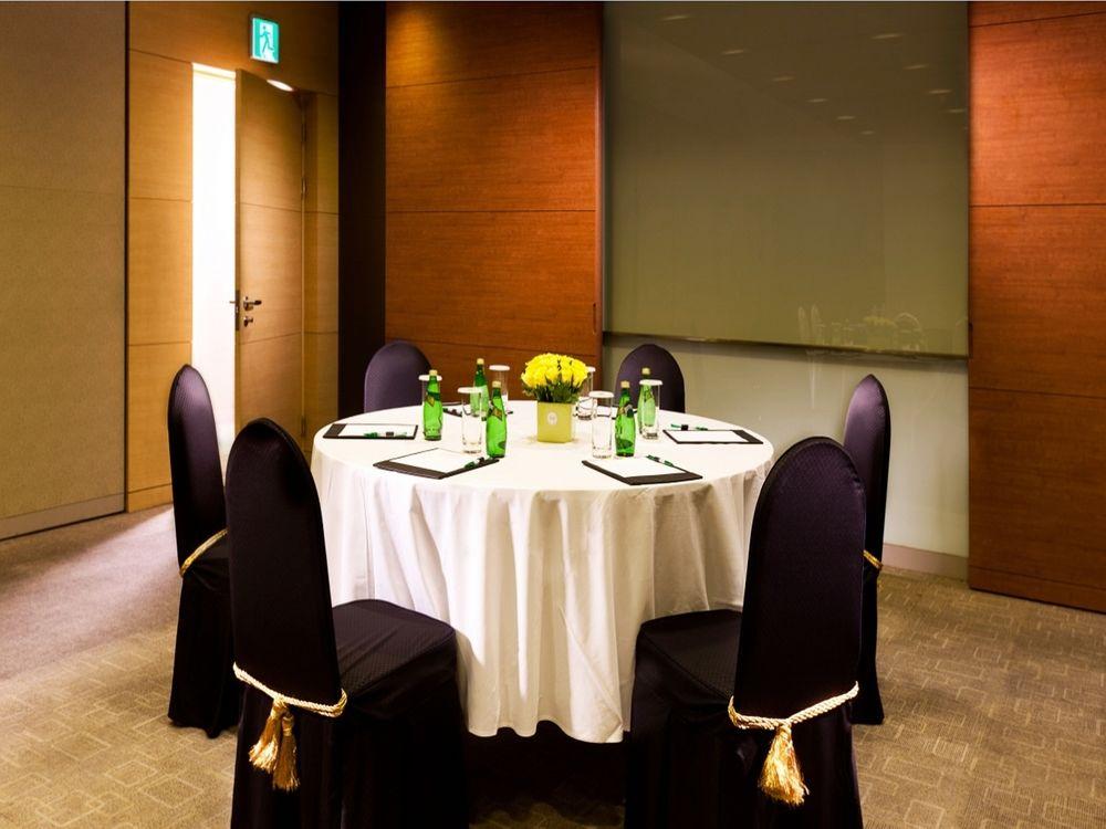 Hotel Ibis Ambassador Myeongdong 3*