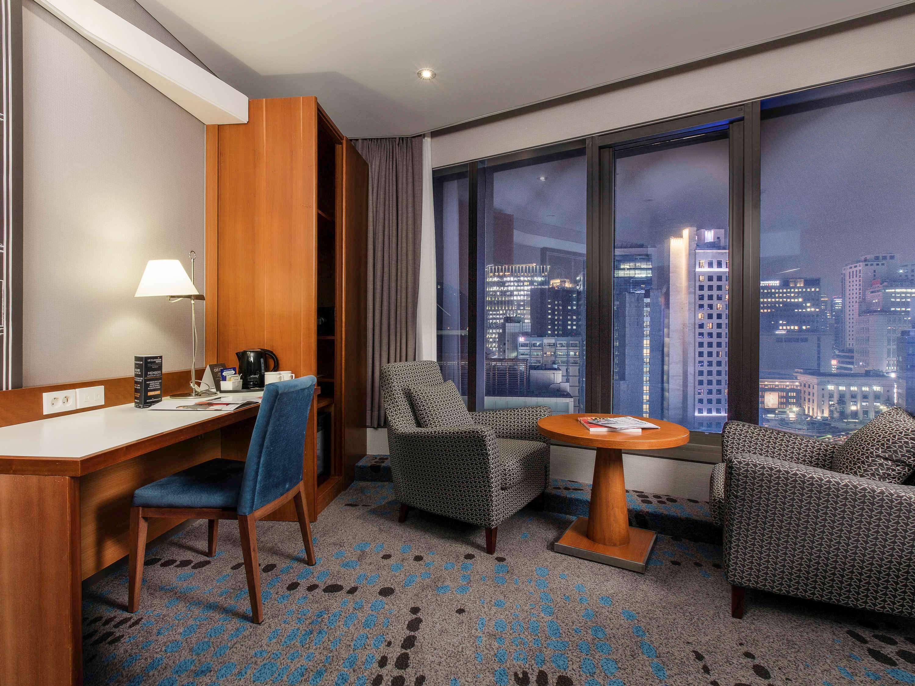 Ibis Ambassador Myeongdong Hotel 3*