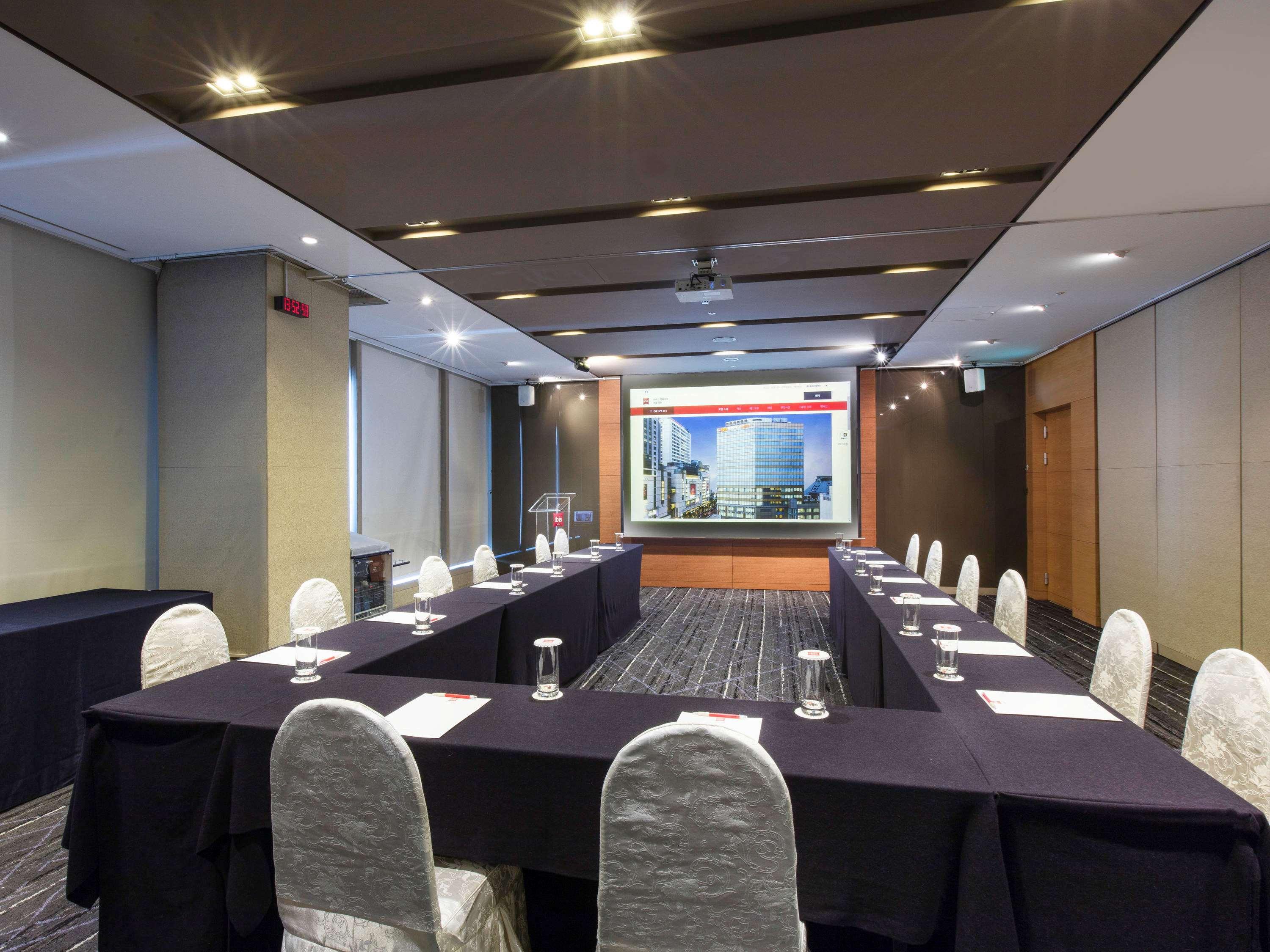 Hotel Ibis Ambassador Myeongdong